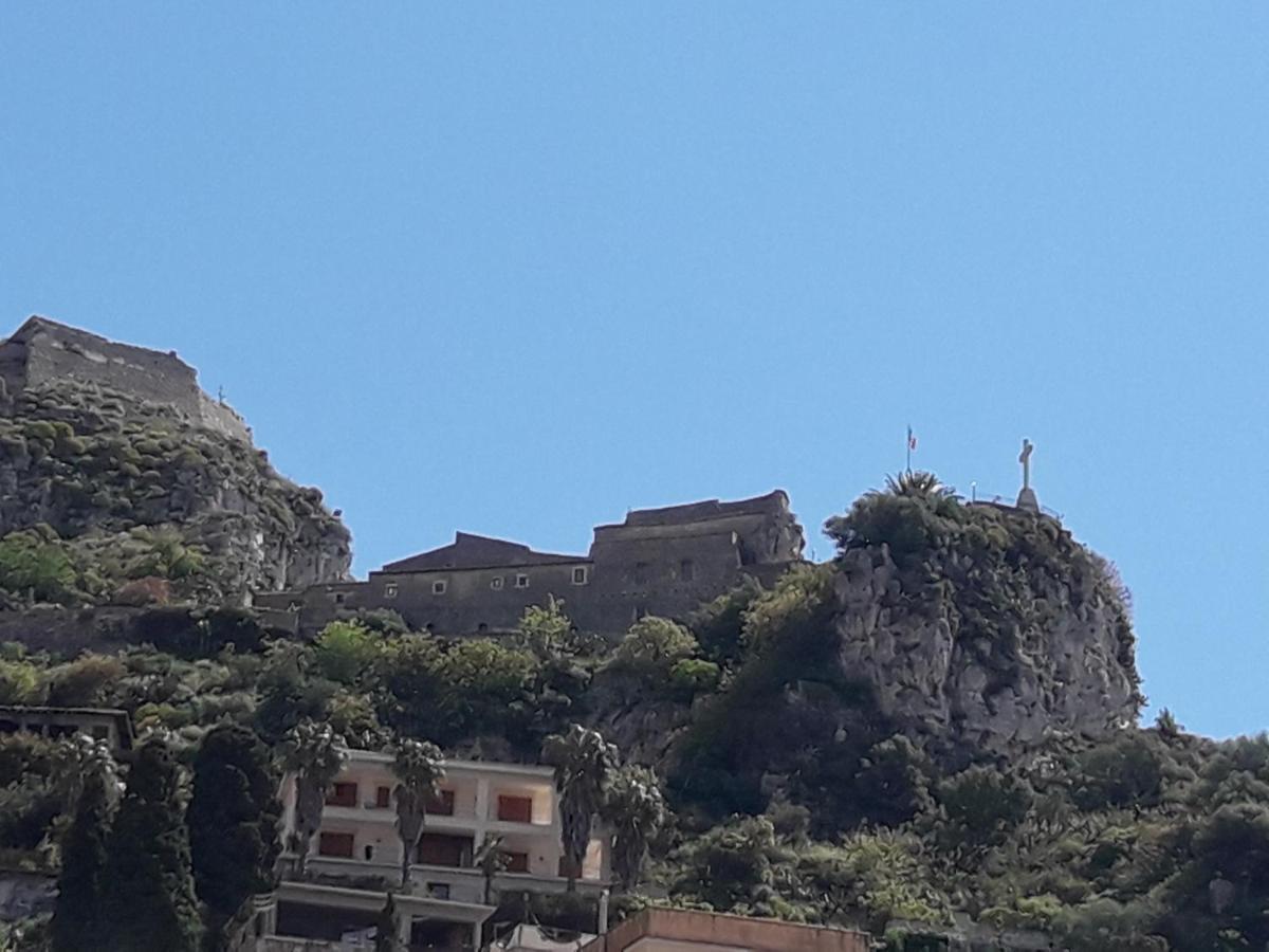 A&M Apartment Taormina Eksteriør bilde